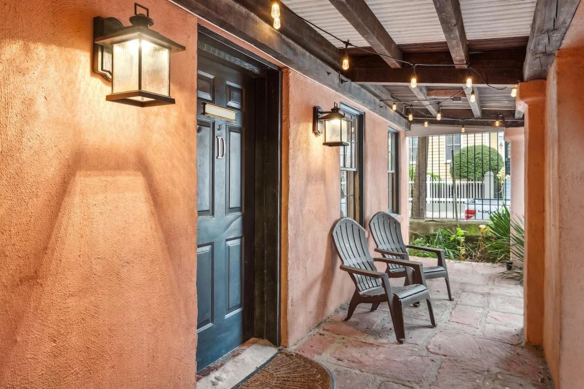 Unique & Charming 1 Bedroom One Block To King St Charleston Exterior photo